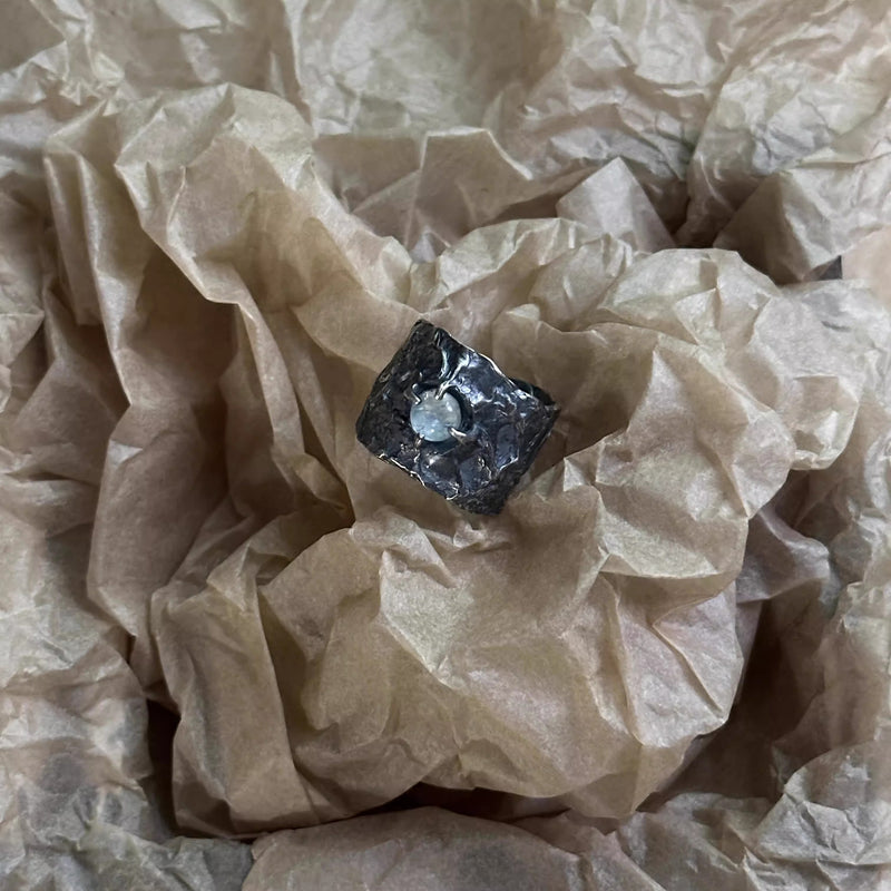 Ree Sapphire Irregular Wrinkle Liquid 925 Pure Silver Ring for Men and Women
